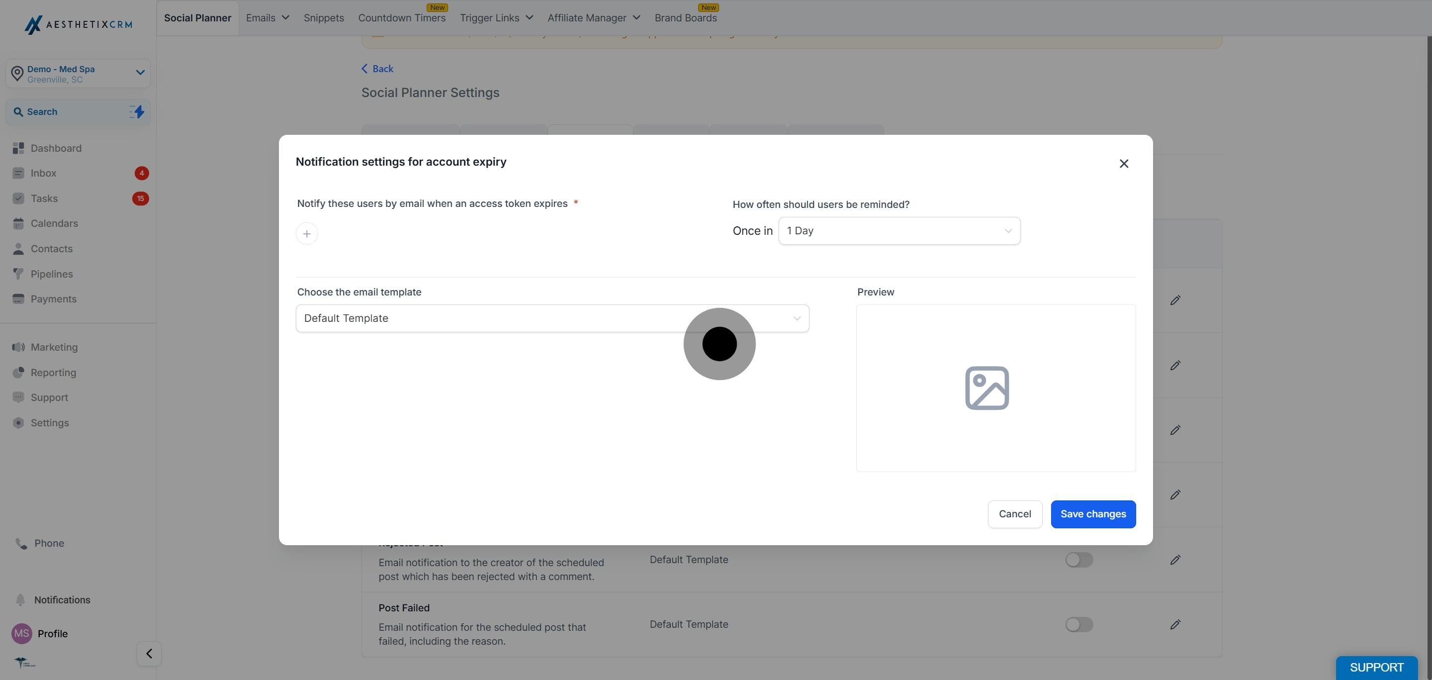 8 Click on "Notify these users by email when an access token expires".