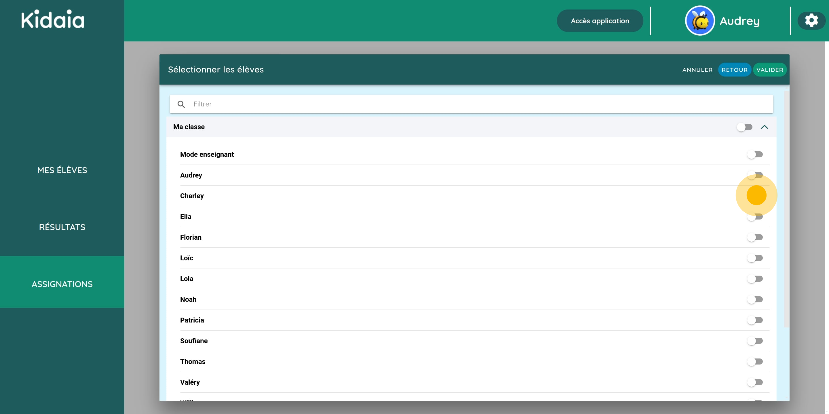 La première application d’éducation au développement durable. À la découverte de l’histoire, du patrimoine, de la biodiversité et des actions écologiques de son territoire. 6 Click on "Charley".